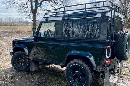 Land Rover Defender 132.000 km 38.500 &euro; Norderstedt 22844
