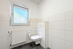 Familienfreundliches EFH mit Garten, Balkon & vielseitigem Souterrain zur Miete - Einfamilienhaus Bad Bramstedt | Angebot:26960572