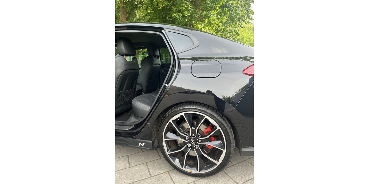 Hyundai i30 103.000 km 21.000 &euro; Hamburg 20038