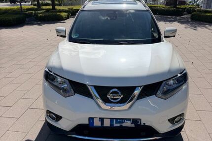 Nissan X-Trail 51.600 km 18.500 &euro; Hamburg 22083