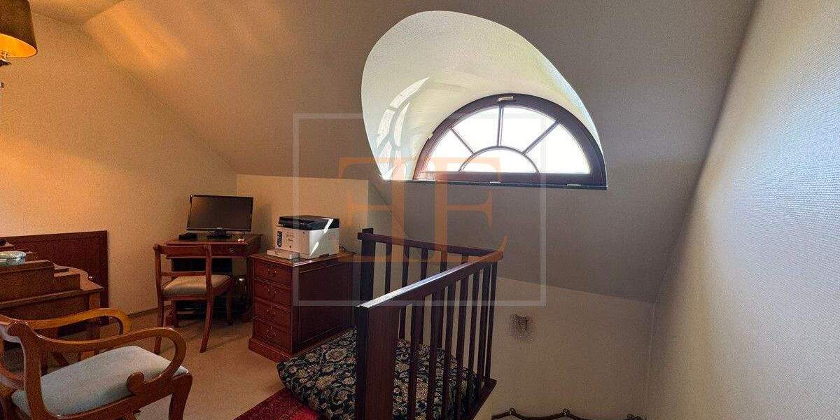 Edles Wohnen in Appen: Granitboden, zwei Bäder, Gäste-WC, traumhafter Garten und Indoor-Schwimmbad - Einfamilienhaus Appen Etz | Angebot:25806419