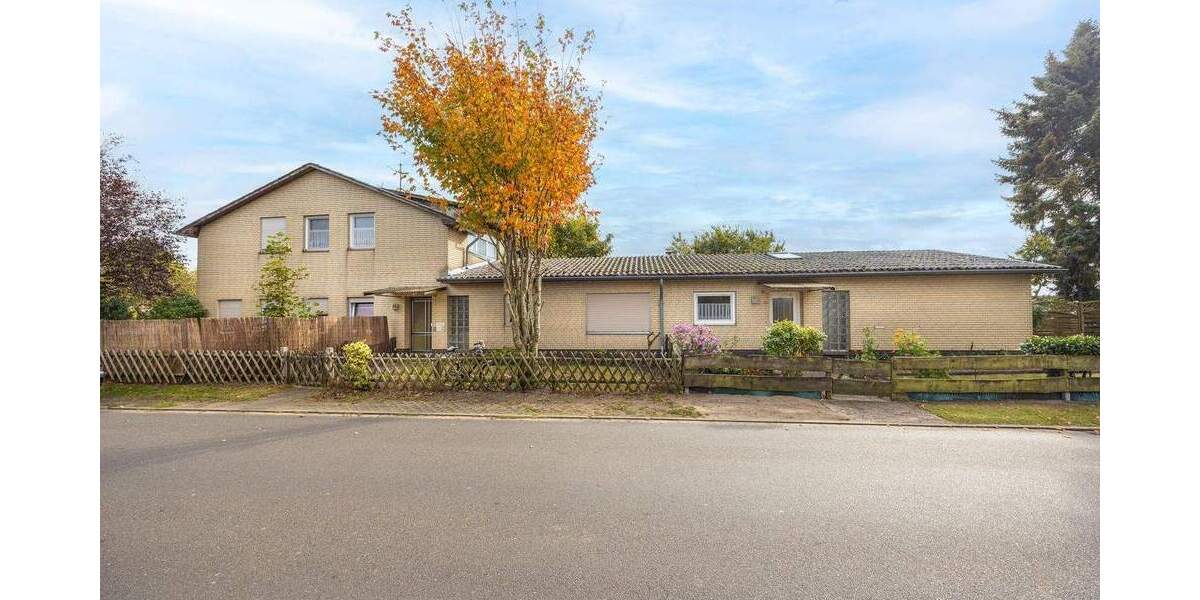 Mehrfamilienhaus, Wohnhaus Klein Offenseth-Sparrieshoop Sparrieshoop - 8 Zimmer, 213 m&sup2;, 375.000&euro; | Angebot:25744188