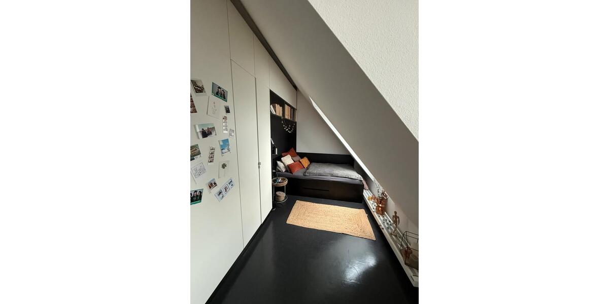 Dachgeschoßwohnung Hamburg Wandsbek - 1 Zimmer, 21 m&sup2;, 895&euro; | Angebot:25893160