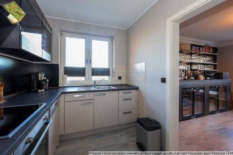 Etagenwohnung Hamburg Schnelsen - 3 Zimmer, 118 m&sup2;, 1.700&euro; | Angebot:25706065