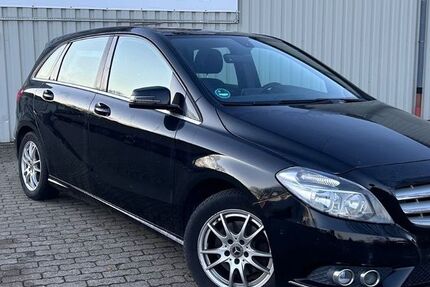 Mercedes-Benz B 200 213.000 km 8.999 &euro; bad bramstedtr 24576