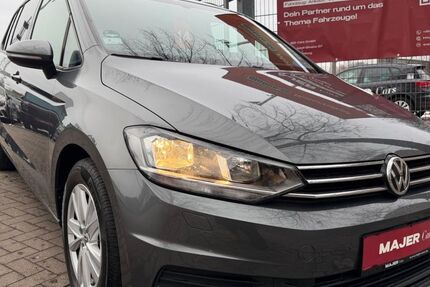VW Touran 72.056 km 20.500 &euro; Hamburg 22043