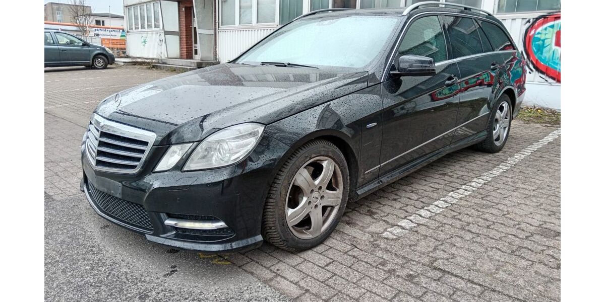 Mercedes-Benz E 350 298.273 km 5.990 &euro; Hamburg 20537