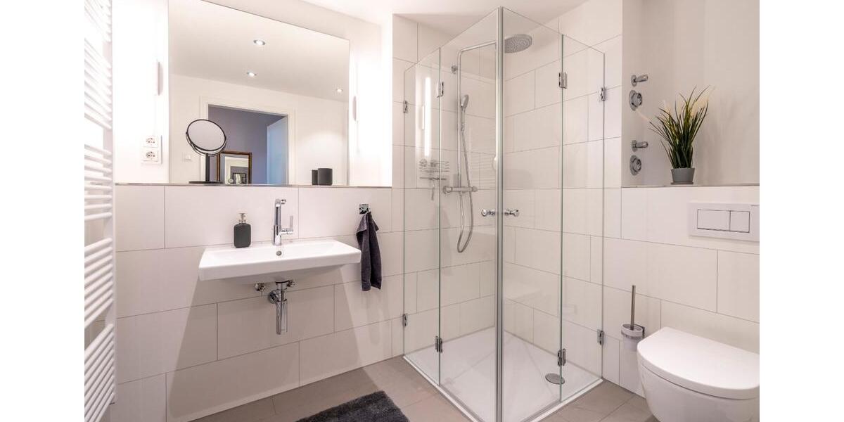 Dachgeschoßwohnung Hamburg Ohlsdorf - 2 Zimmer, 65 m&sup2;, 1.750&euro; | Angebot:25257627