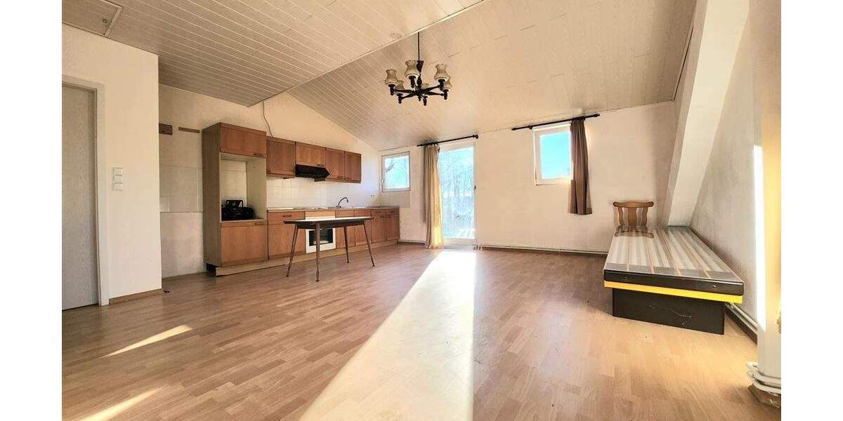 Etagenwohnung Nahe - 6 Zimmer, 145 m&sup2;, 299.000&euro; | Angebot:25682395