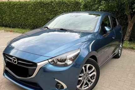 Mazda 2 67.080 km 13.800 &euro; Hamburg 22149