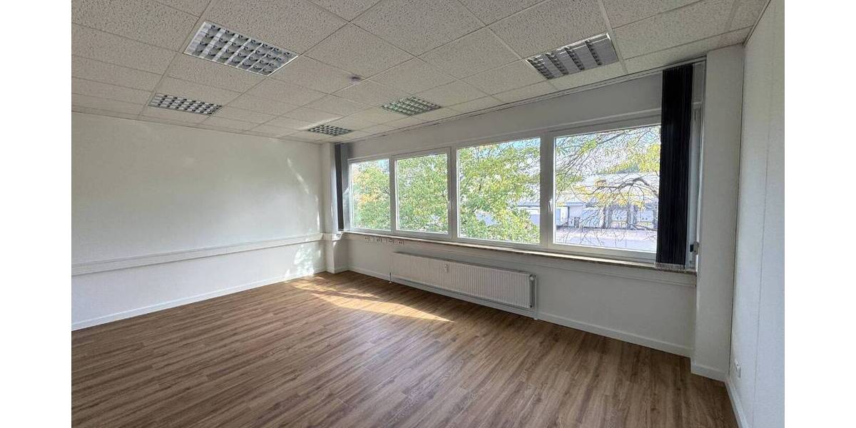 Gewerbeobjekt Hamburg Eidelstedt - 380&euro; | Angebot:26055901