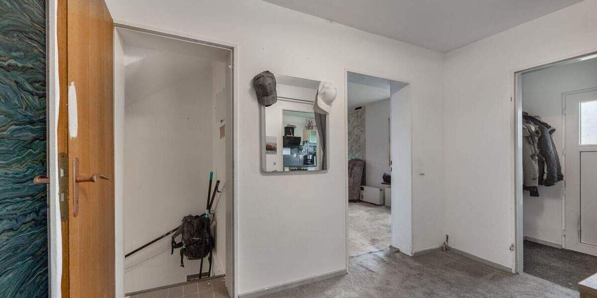 Mehrfamilienhaus, Wohnhaus Klein Offenseth-Sparrieshoop Sparrieshoop - 8 Zimmer, 213 m&sup2;, 375.000&euro; | Angebot:25744188