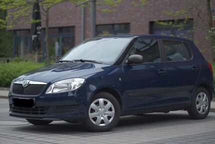 Skoda Fabia 178.103 km 2.950 &euro; Hamburg 20146