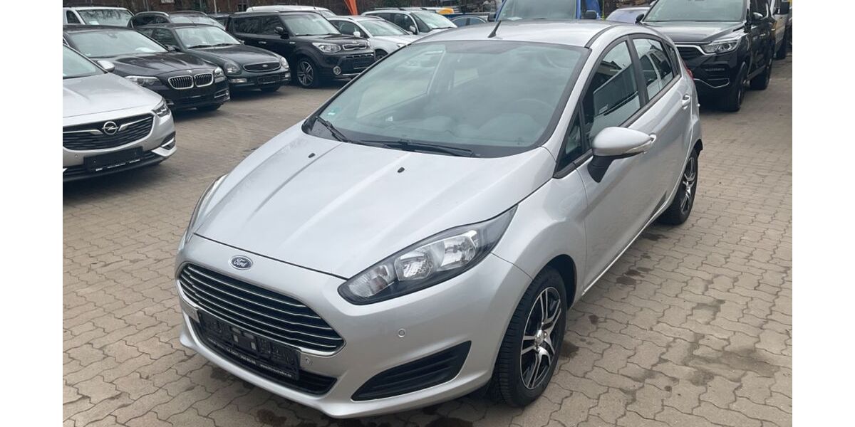 Ford Fiesta 82.140 km 4.499 &euro; Hamburg 21107