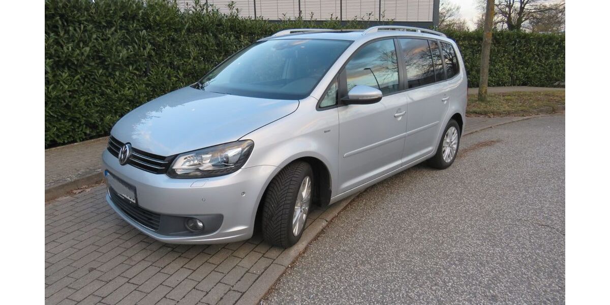 VW Touran 173.000 km 10.399 &euro; Bargteheide 22941