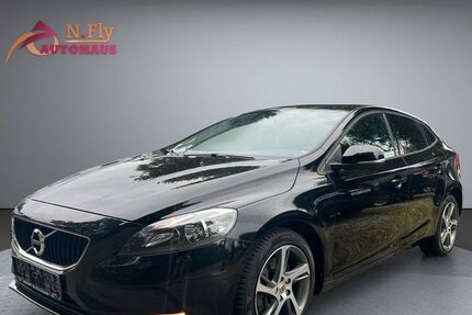 Volvo V40 129.220 km 11.950 &euro; Hamburg - 1 Min. vom Hamburg Airport 22415