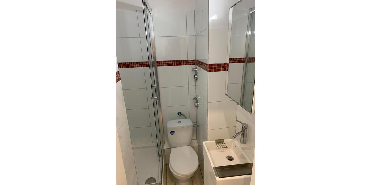 Etagenwohnung Wedel - 1 Zimmer, 16 m&sup2;, 400&euro; | Angebot:25312921