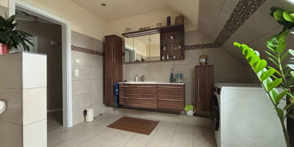 Einfamilienhaus Bad Oldesloe - 6 Zimmer, 185 m&sup2;, 749.000&euro; | Angebot:25984398