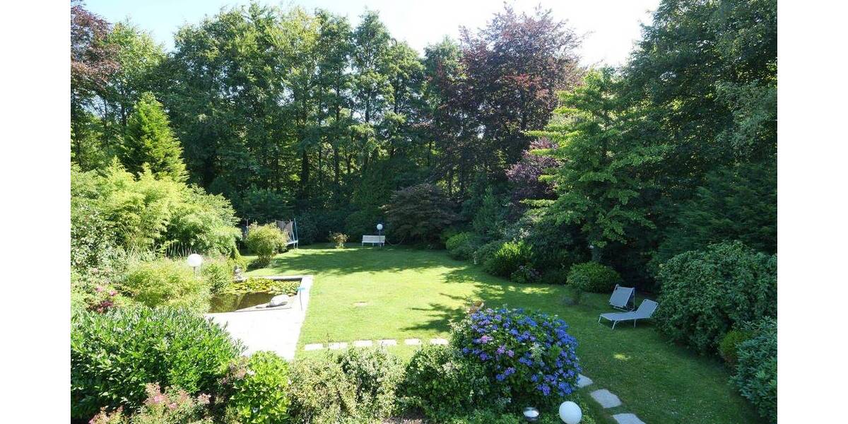 Bungalow Uetersen - 9 Zimmer, 400 m&sup2;, 1.090.000&euro; | Angebot:25660505