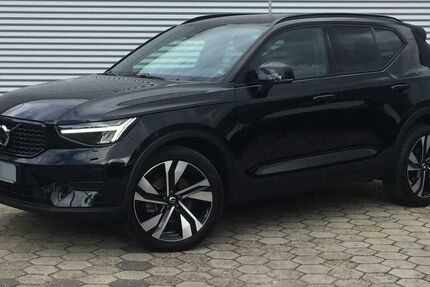 Volvo XC40 35.539 km 28.850 &euro; Hamburg 22393