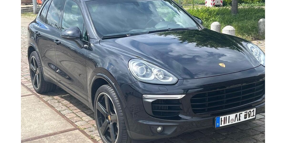Porsche Cayenne 153.000 km 34.600 &euro; Hamburg 22763