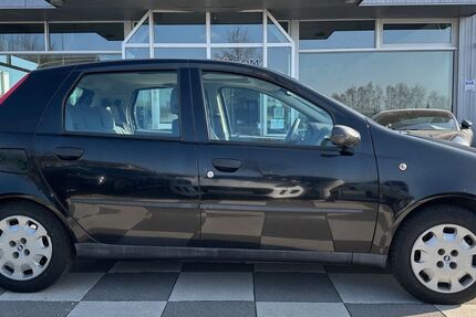 Fiat Punto 165.500 km 1.985 &euro; Bad Oldesloe 23843