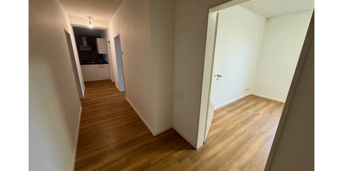 Etagenwohnung Norderstedt Harksheide - 4 Zimmer, 96 m&sup2;, 1.395&euro; | Angebot:26037494