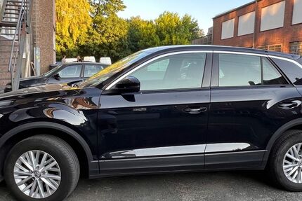 VW T-Roc 127.000 km 12.100 &euro; Hamburg 22179