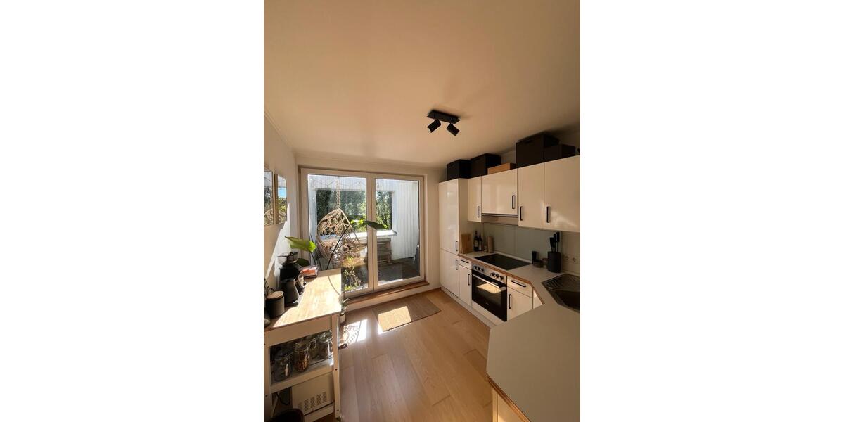 Dachgeschoßwohnung Hamburg Altona-Nord - 2.5 Zimmer, 74 m&sup2;, 1.450&euro; | Angebot:25970758