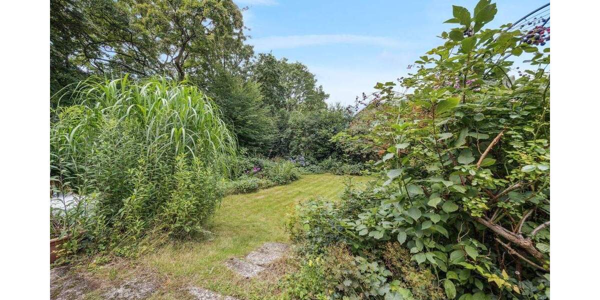 Einfamilienhaus Hamburg / Meiendorf Rahlstedt - 8 Zimmer, 195 m&sup2;, 599.000&euro; | Angebot:25667897