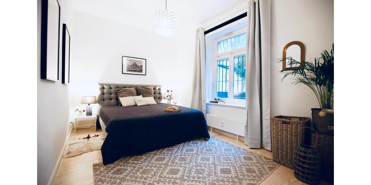 Erdgeschoßwohnung Hamburg Winterhude - 3 Zimmer, 84 m&sup2;, 2.200&euro; | Angebot:24418209