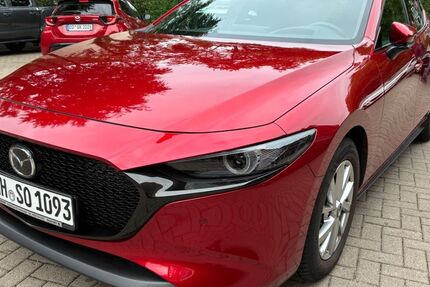 Mazda 3 6.800 km 24.990 &euro; Hamburg 21033
