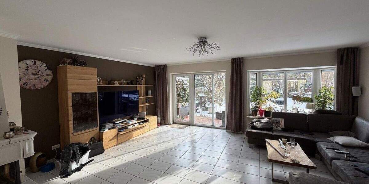 Doppelhaushälfte Hamburg Sasel - 5 Zimmer, 140 m&sup2;, 709.000&euro; | Angebot:25838066