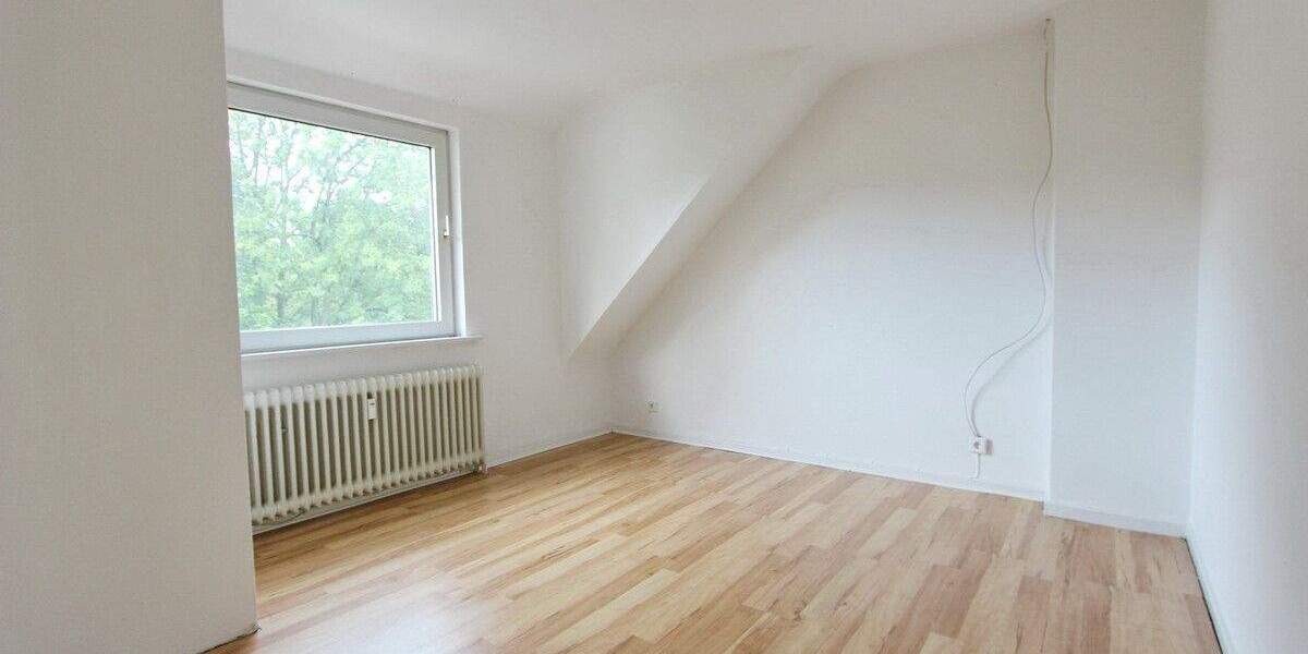 Mehrfamilienhaus, Wohnhaus Hamburg Fuhlsbüttel - 8 Zimmer, 729.000&euro; | Angebot:25743555