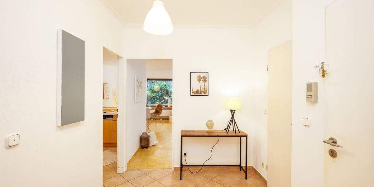 Etagenwohnung Rellingen - 2 Zimmer, 65 m&sup2;, 179.000&euro; | Angebot:25734084