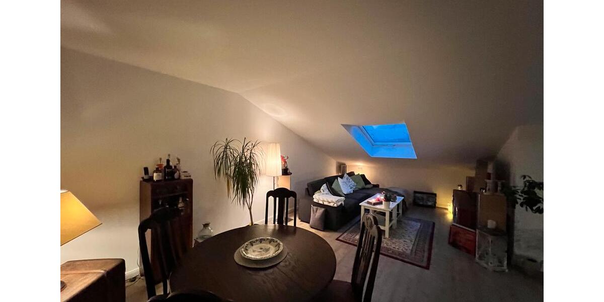 Dachgeschoßwohnung Hamburg Altona - 3 Zimmer, 101 m&sup2;, 1.867&euro; | Angebot:23038324