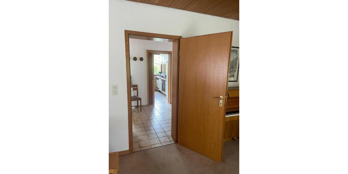 Einfamilienhaus Uetersen - 4 Zimmer, 121 m&sup2;, 1.950&euro; | Angebot:24560693