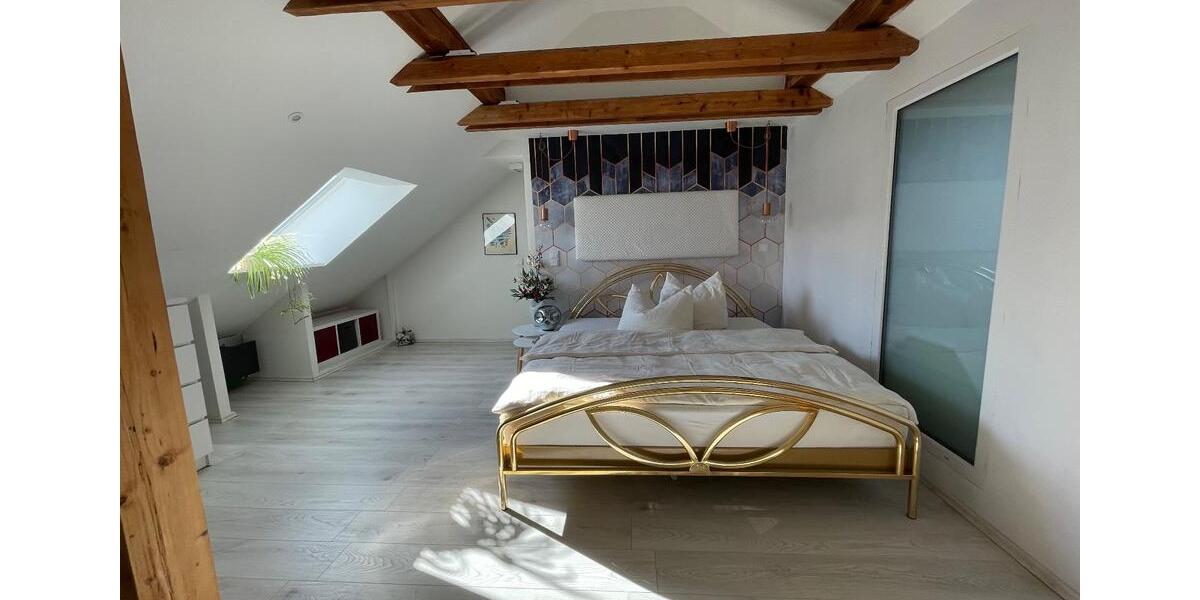 Dachgeschoßwohnung Rellingen - 3 Zimmer, 83 m&sup2;, 1.900&euro; | Angebot:25942313