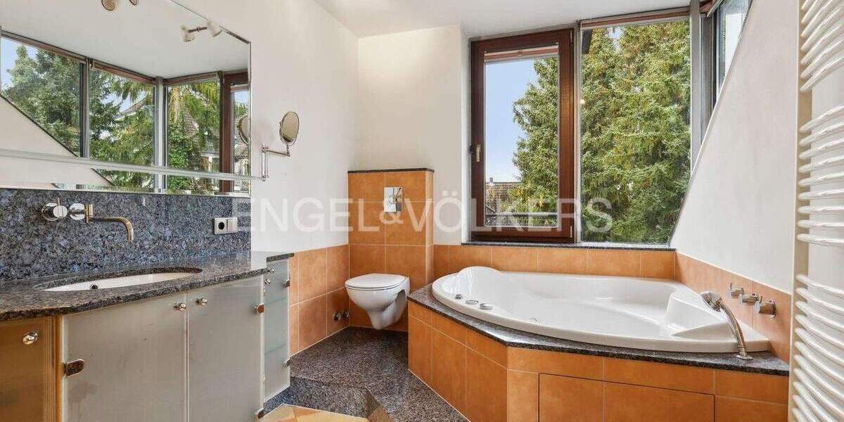 Mehrfamilienhaus, Wohnhaus Norderstedt Garstedt - 7 Zimmer, 287 m&sup2;, 829.000&euro; | Angebot:25701823