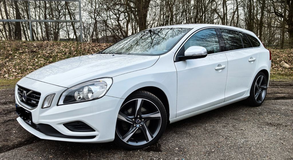 Volvo V60 141.000 km 10.200 &euro; Bad Oldesloe 23843