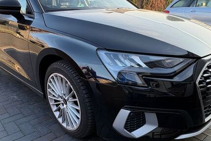 Audi A3 31.000 km 22.500 &euro; Klein Nordende 25336