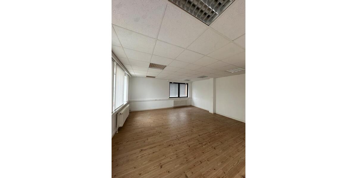 Gewerbeobjekt Bönningstedt - 600&euro; | Angebot:25925432