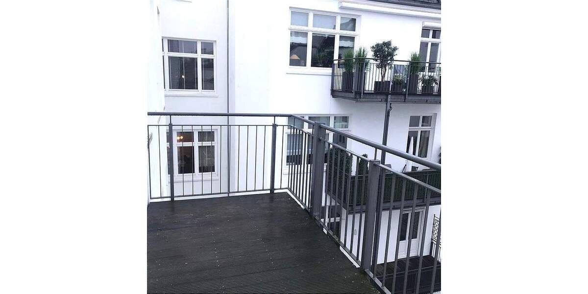 Etagenwohnung Hamburg Rotherbaum - 3 Zimmer, 117 m&sup2;, 2.804&euro; | Angebot:25778931