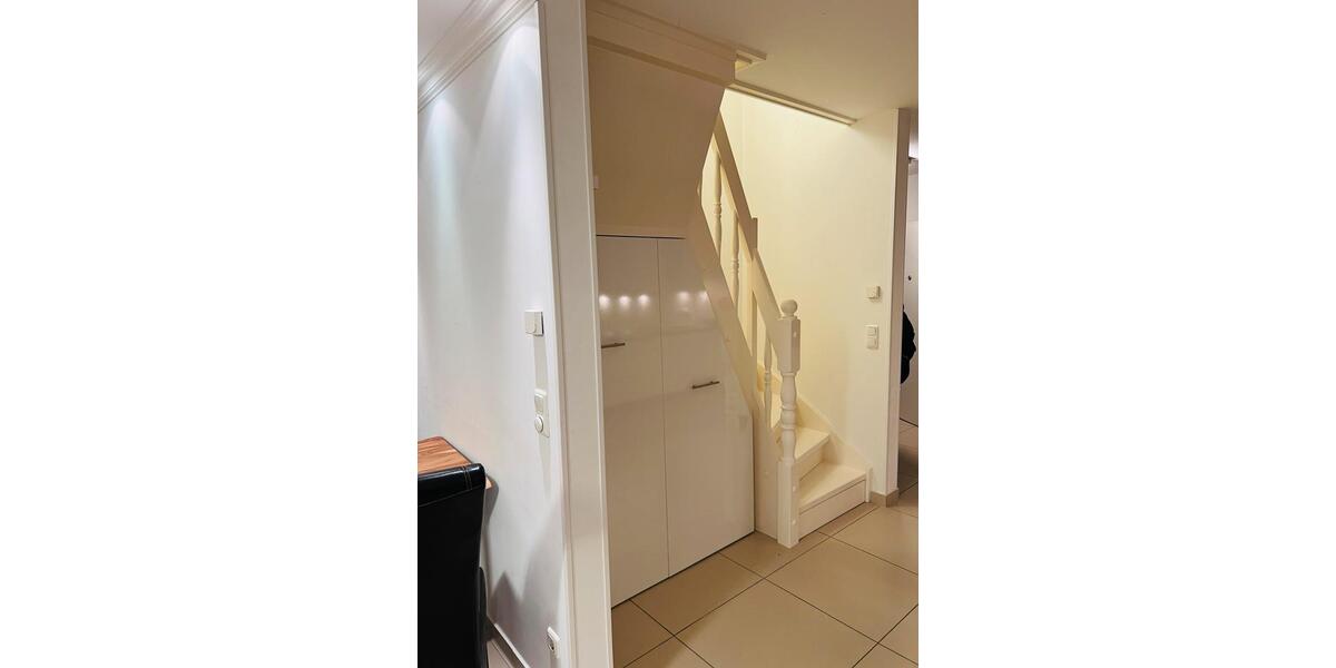 Maisonettenwohnung Hamburg Eidelstedt - 3 Zimmer, 87 m&sup2;, 2.090&euro; | Angebot:25272994