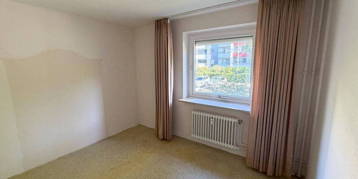 Etagenwohnung Pinneberg - 3 Zimmer, 87 m&sup2;, 215.000&euro; | Angebot:26803649