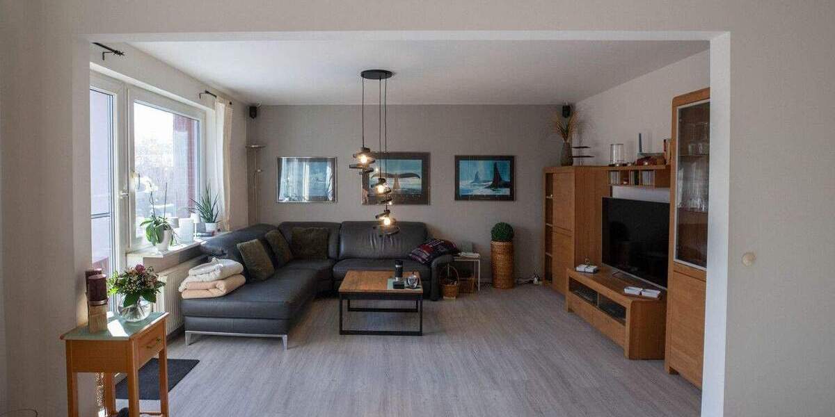 Reihenmittelhaus Uetersen - 5 Zimmer, 121 m&sup2;, 299.000&euro; | Angebot:25663037