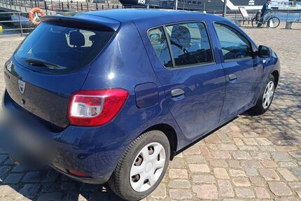 Dacia Sandero 48.300 km 5.999 &euro; Hamburg 21079