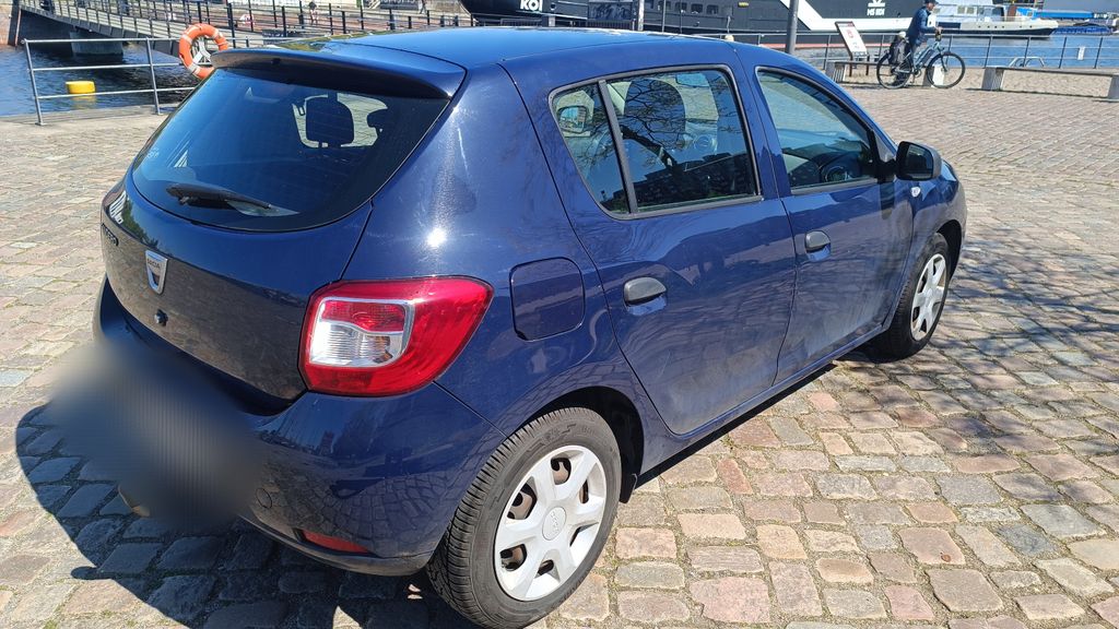Dacia Sandero 48.300 km 5.999 &euro; Hamburg 21079