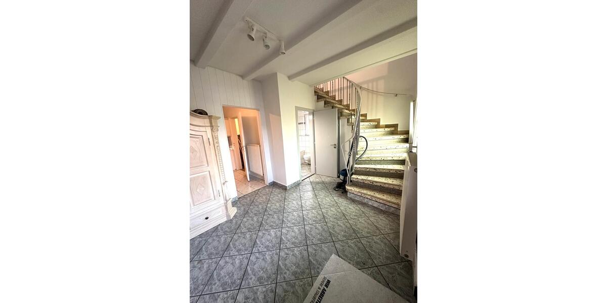 Einfamilienhaus Steinburg - 2 Zimmer, 100 m&sup2;, 325.000&euro; | Angebot:25251744