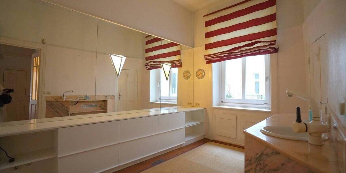 Gewerbeobjekt Hamburg Winterhude - 3 Zimmer, 79 m&sup2;, 770.000&euro; | Angebot:25749049